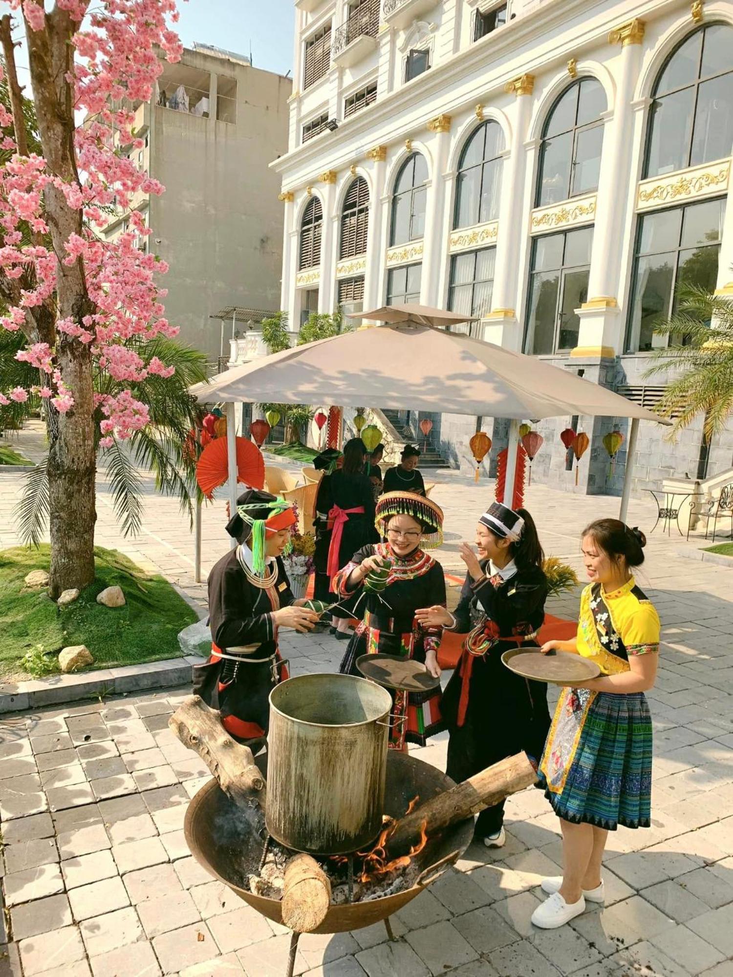 Phoenix Hotel ها جيانج المظهر الخارجي الصورة
